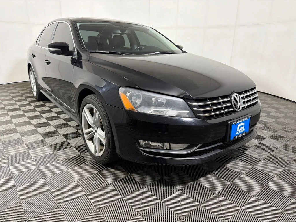 1VWBN7A33EC080750