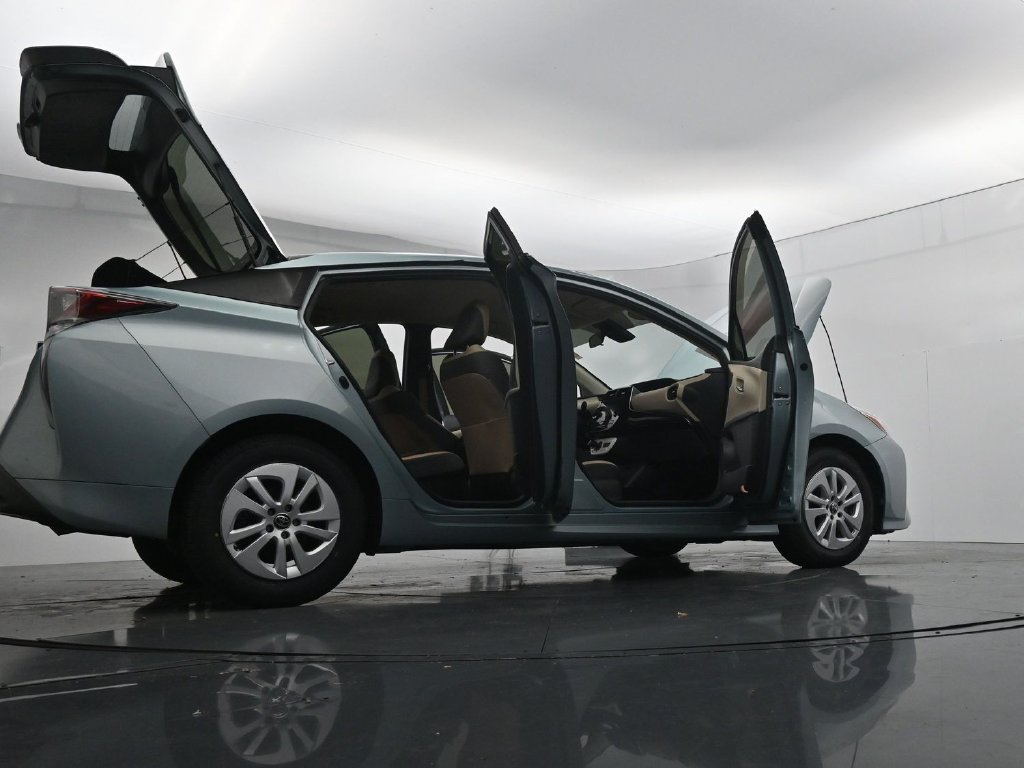 Used 2017 Beige Toyota Two image 45