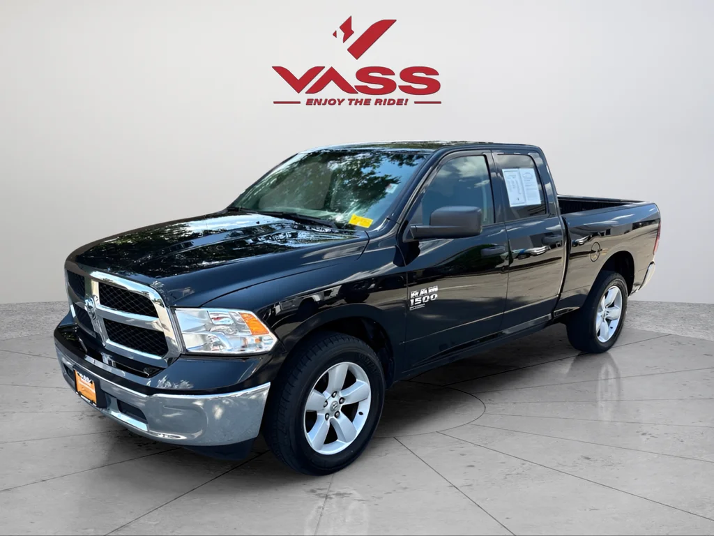 Used 2024 Diamond Black Ram SLT image 1