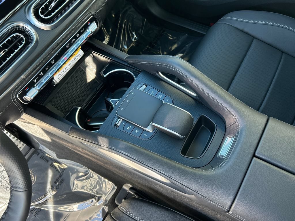 New 2027 MANUFAKTUR Moonlight White Metallic Mercedes-Benz GLE 450 image 59