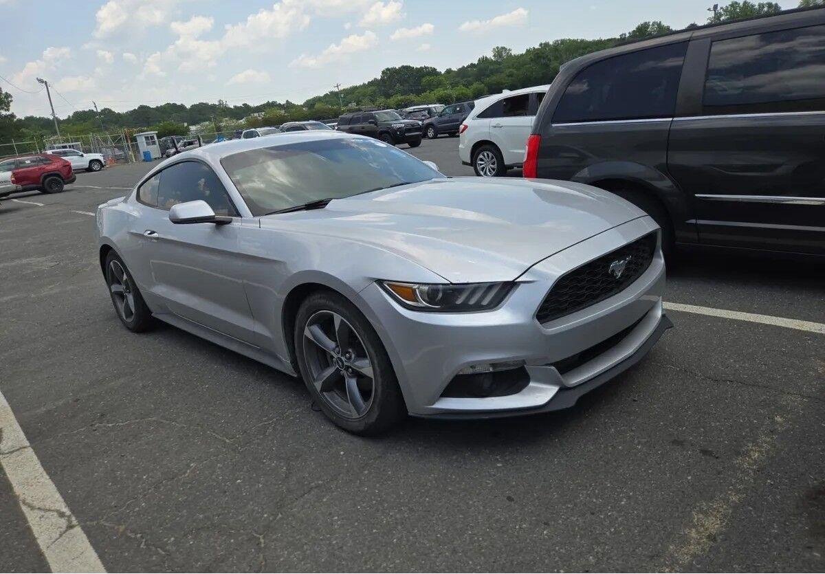 Used 2016 Ingot Silver Ford V6 image 2