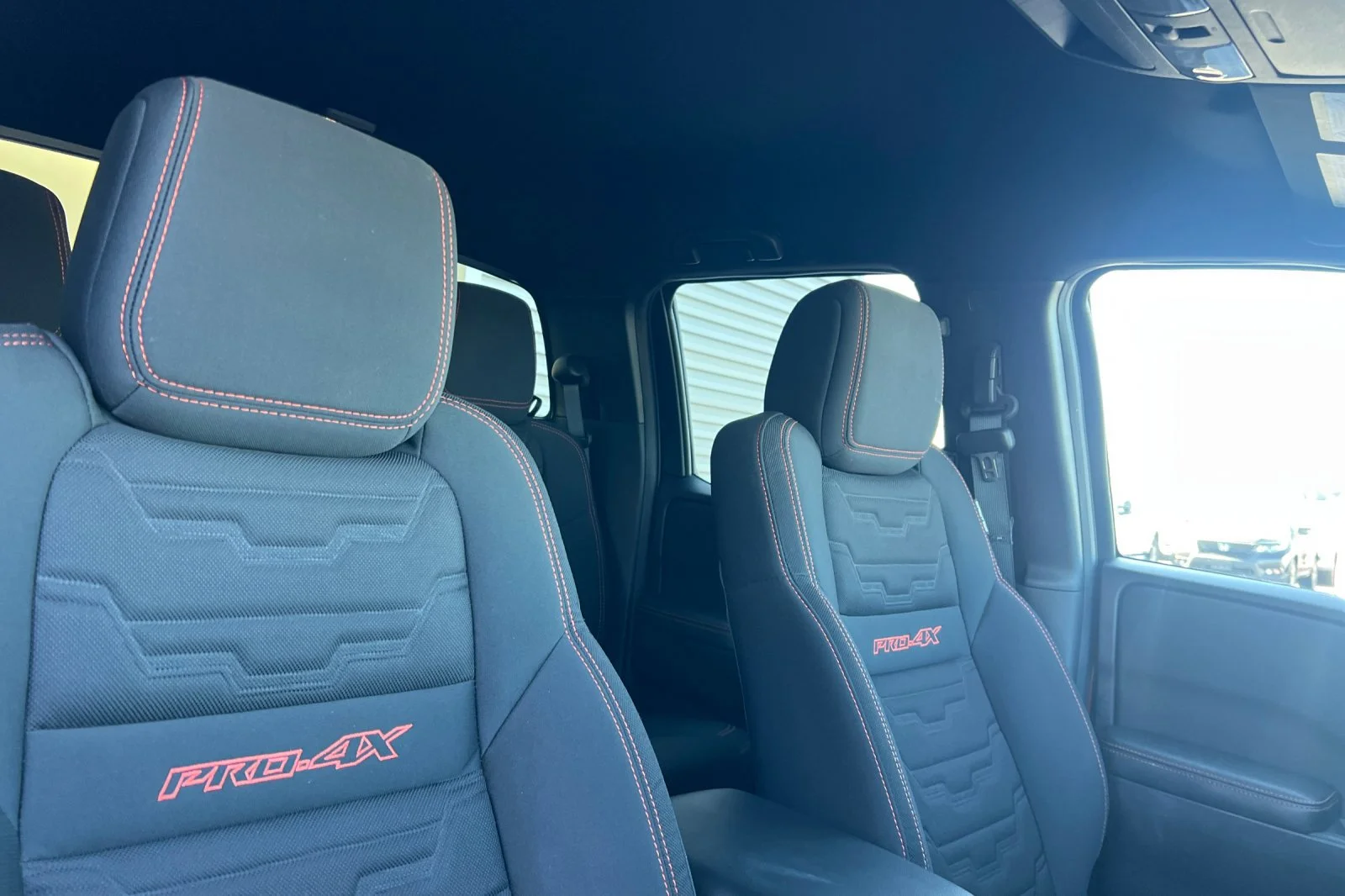 2025 Nissan Frontier PRO-4X - Photo 16