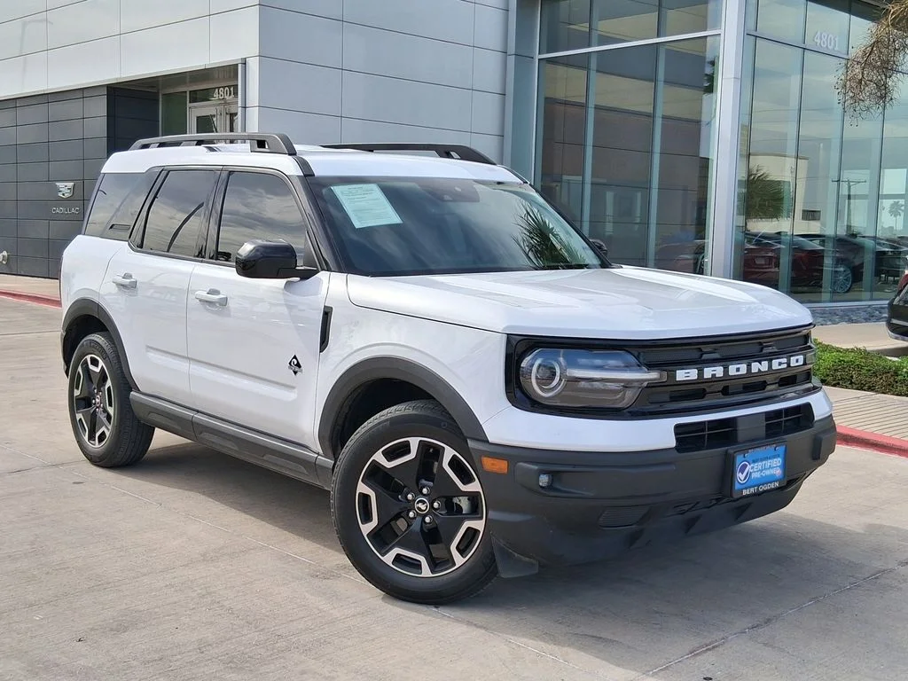 Used 2023 White Ford Outer Banks image 1