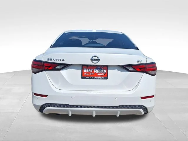 Used 2022 White Nissan SV image 7