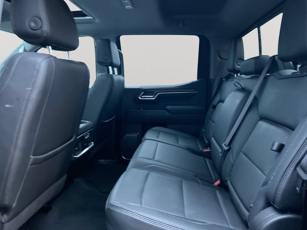 Used 2023 WHITE FROST TRICOAT GMC Denali image 27