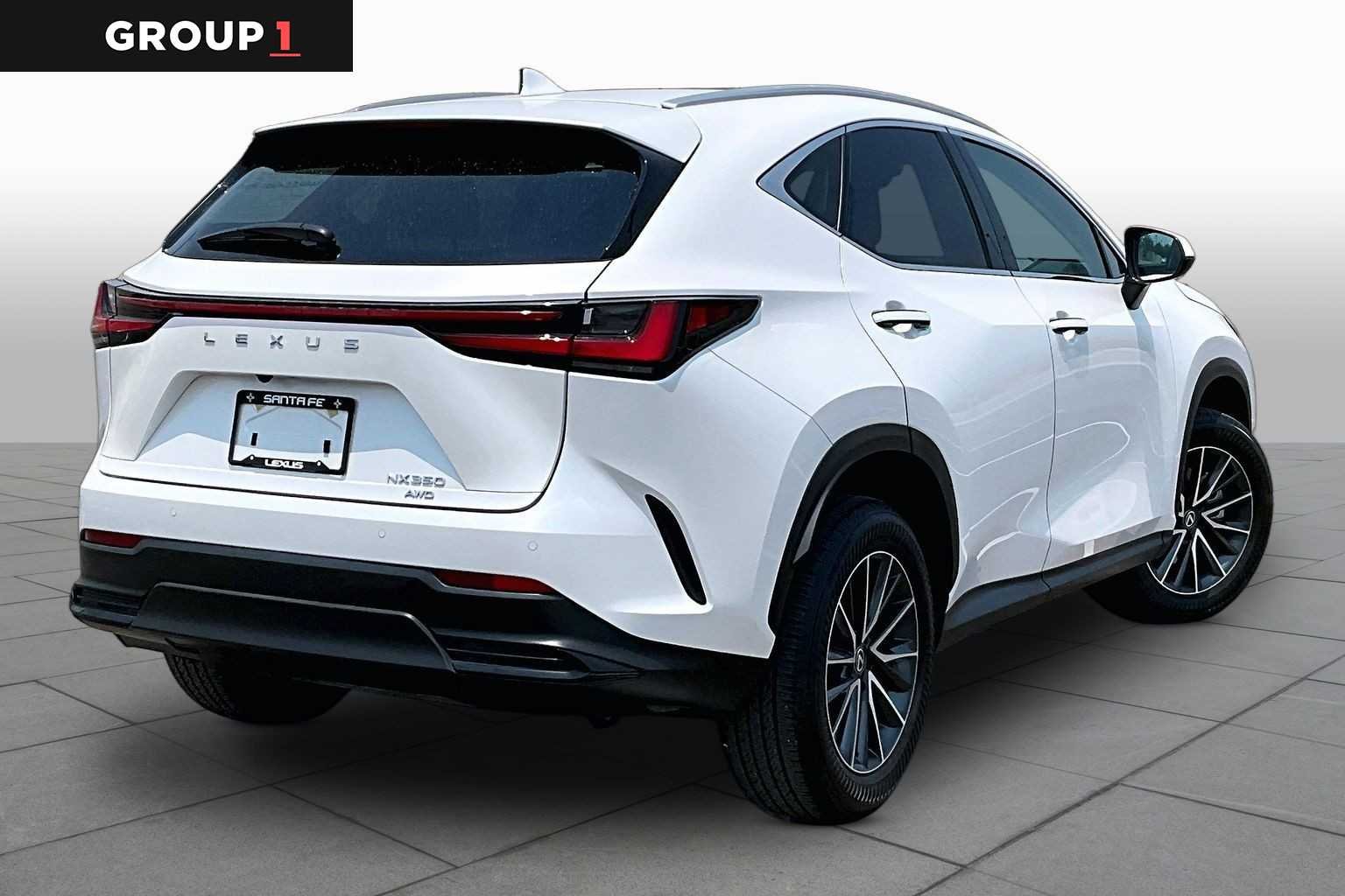 Used 2025 Eminent White Pearl Lexus Premium image 12