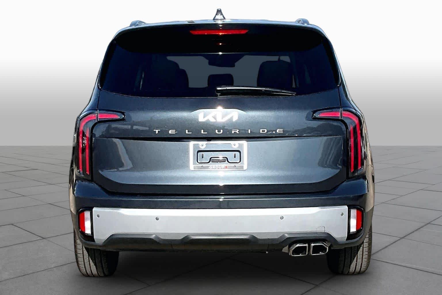 Used 2024 GRAY Kia EX image 5