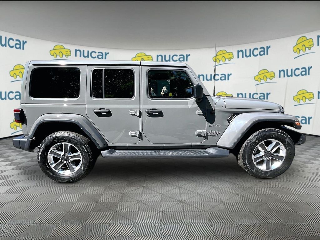 Used 2022 Gray Jeep Unlimited Sahara image 7