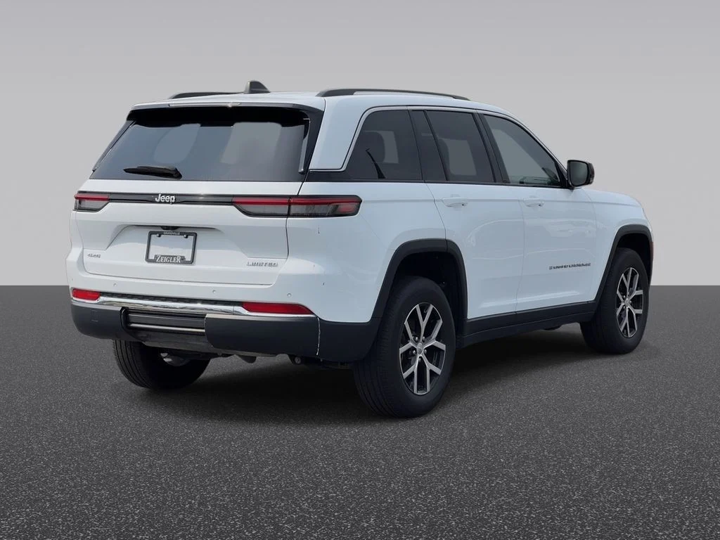 Used 2023 White Jeep Limited image 4