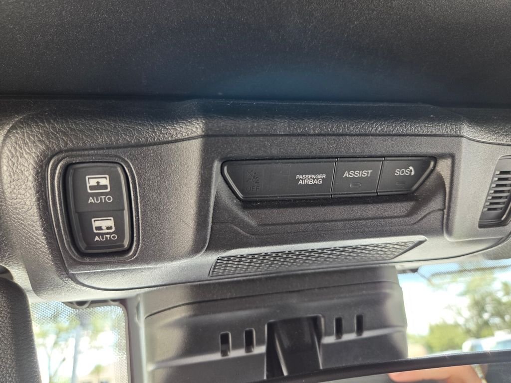 Used 2024 White Jeep Rubicon image 32