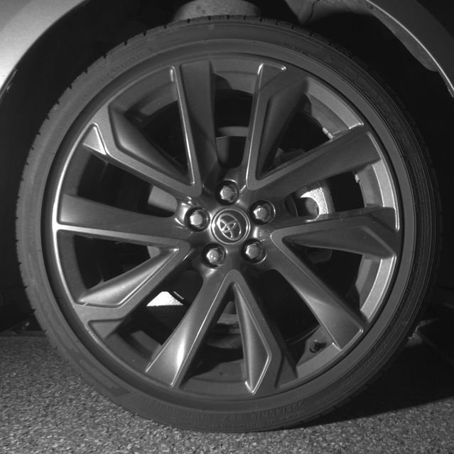 Used 2025  Toyota SE image 20