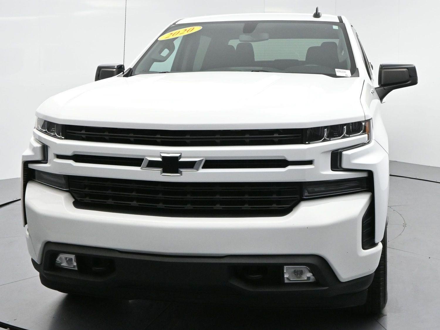 Used 2020 Summit White Chevrolet RST image 3