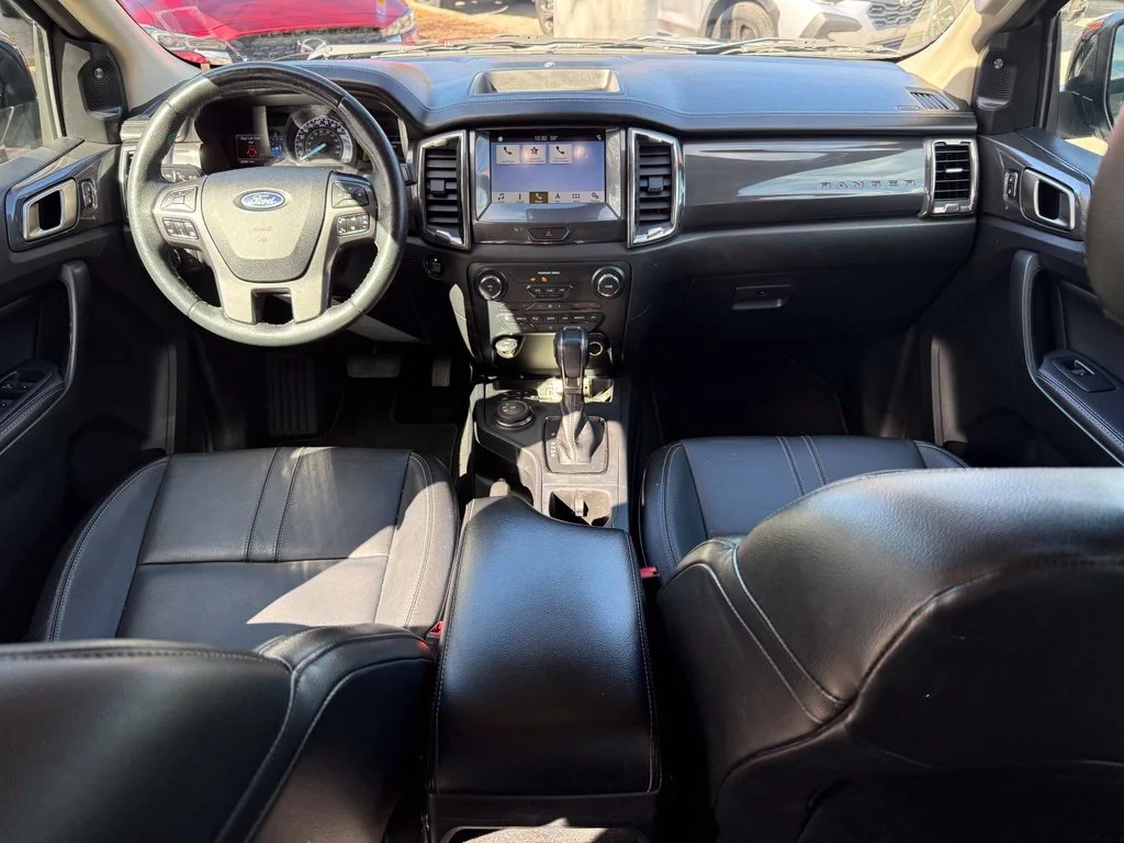 Used 2019 Black Ford Lariat image 26