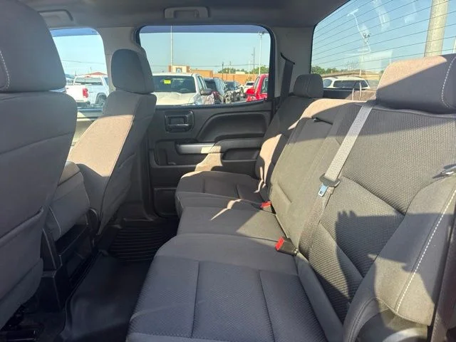 Used 2018 Red Chevrolet LT image 29