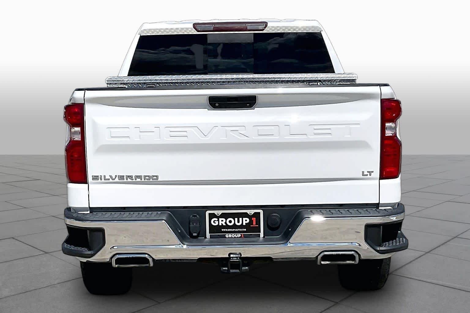 Used 2019 Summit White Chevrolet LT image 5