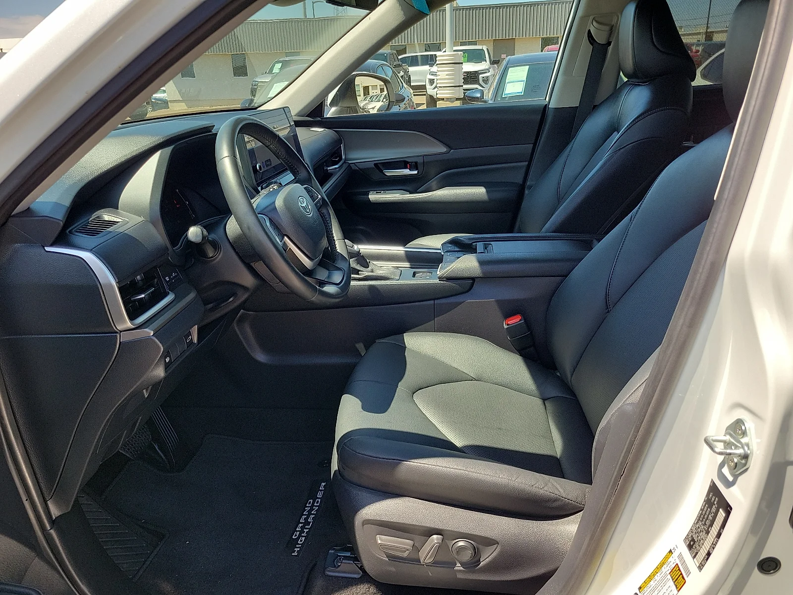 Certified Used 2024 Pearl Toyota Hybrid Limited image 19