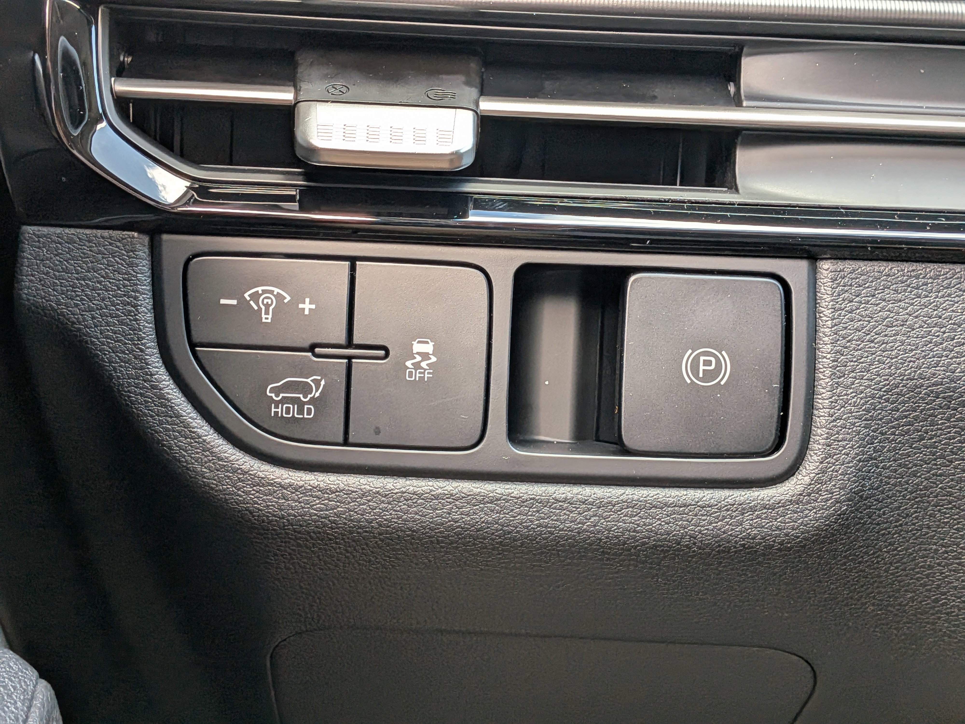 New 2026 Glacial White Pearl Kia EX image 26