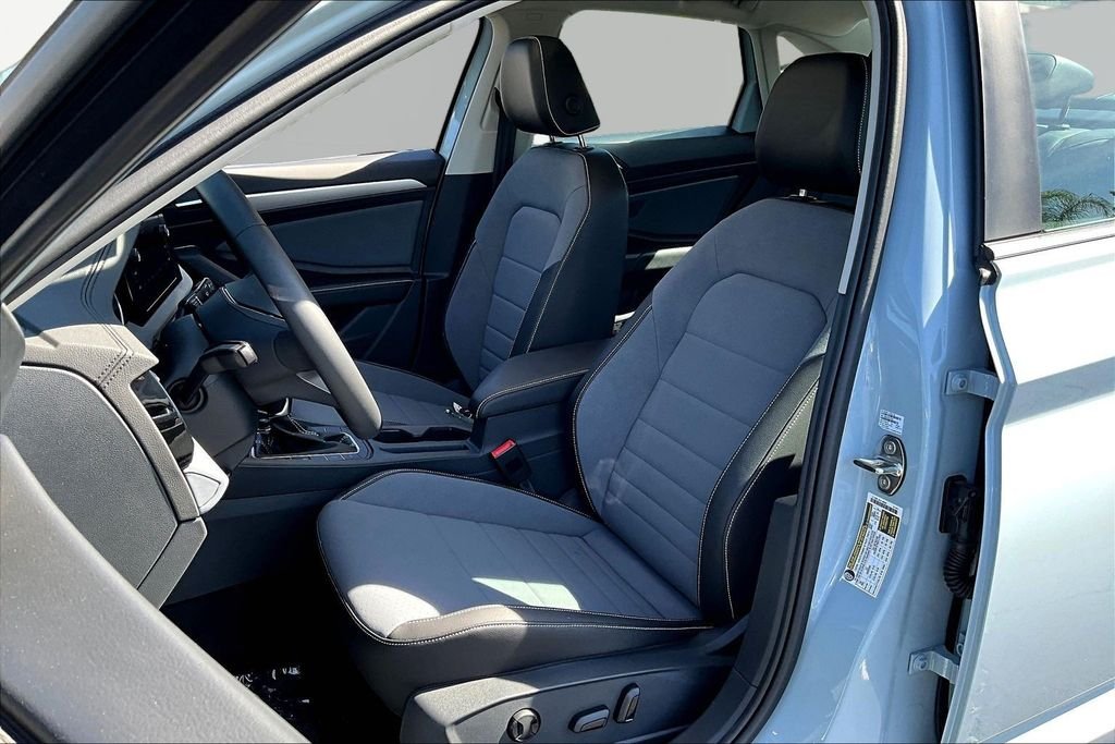 New 2026 Gray Volkswagen 1.5T SE image 21