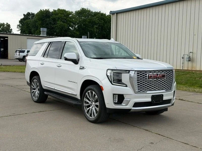 2021 GMC Yukon 4WD Denali's photo