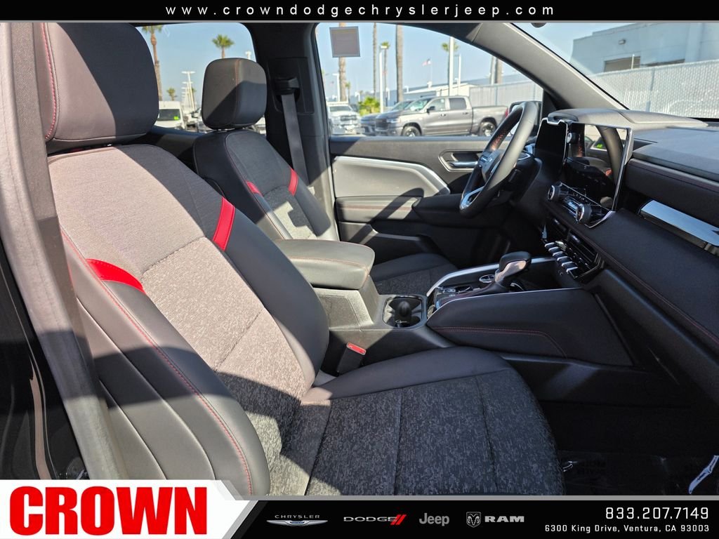Used 2023 Black Chevrolet Z71 image 11