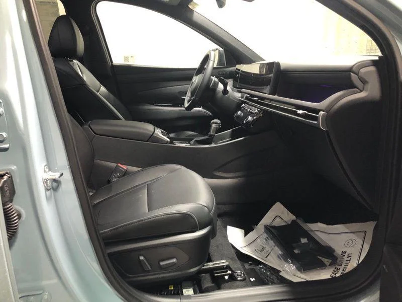 2025 Hyundai Santa Cruz Limited - Photo 12