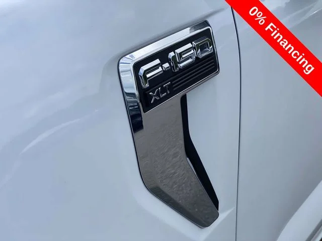 New 2026 Oxford White Ford XLT image 7