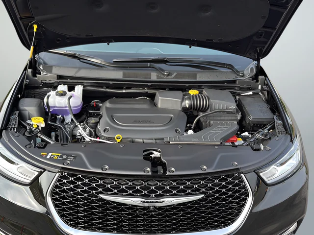 2026 Chrysler Pacifica Select - Photo 19