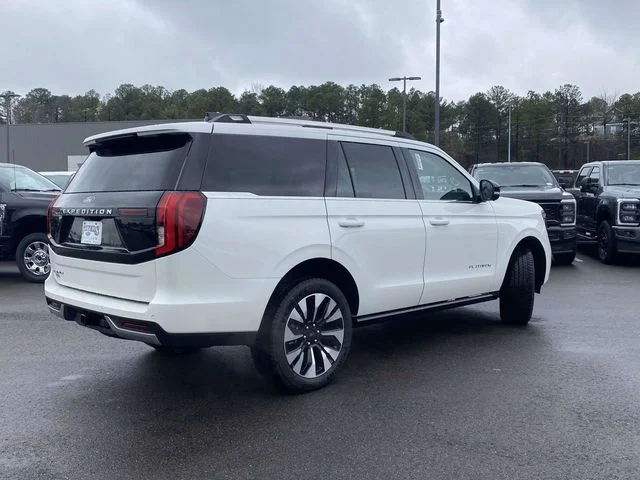 New 2025 White Ford Platinum image 3
