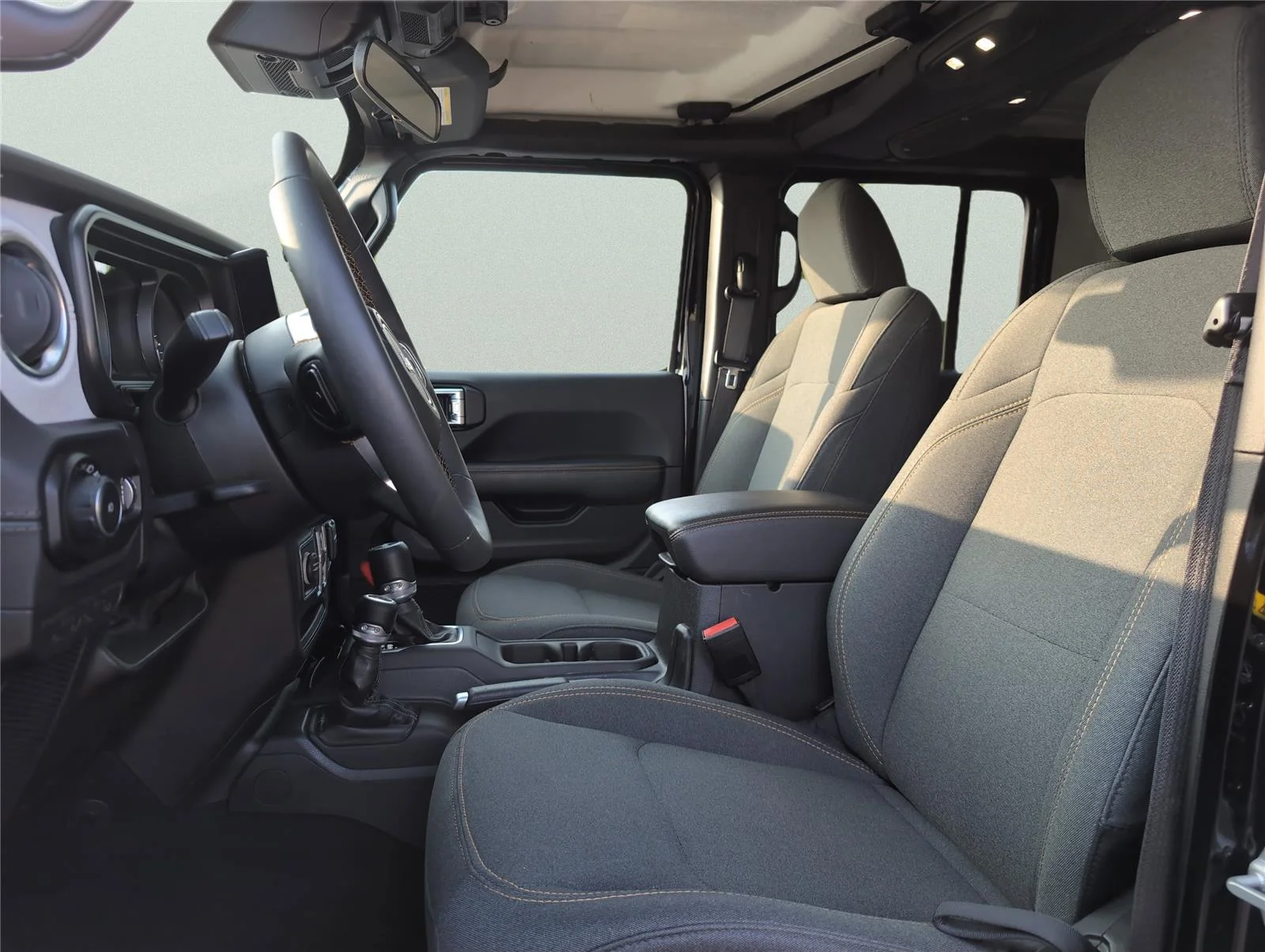 Used 2025 Black Clearcoat Jeep Sahara image 13