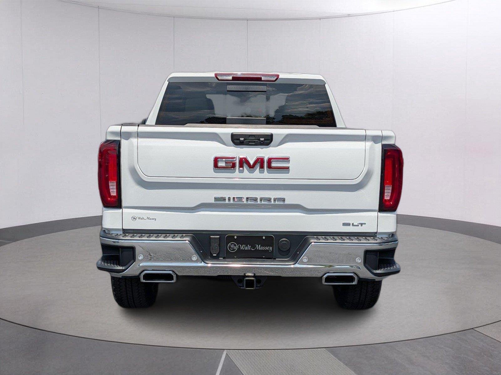 New 2026 Summit White GMC SLT image 4