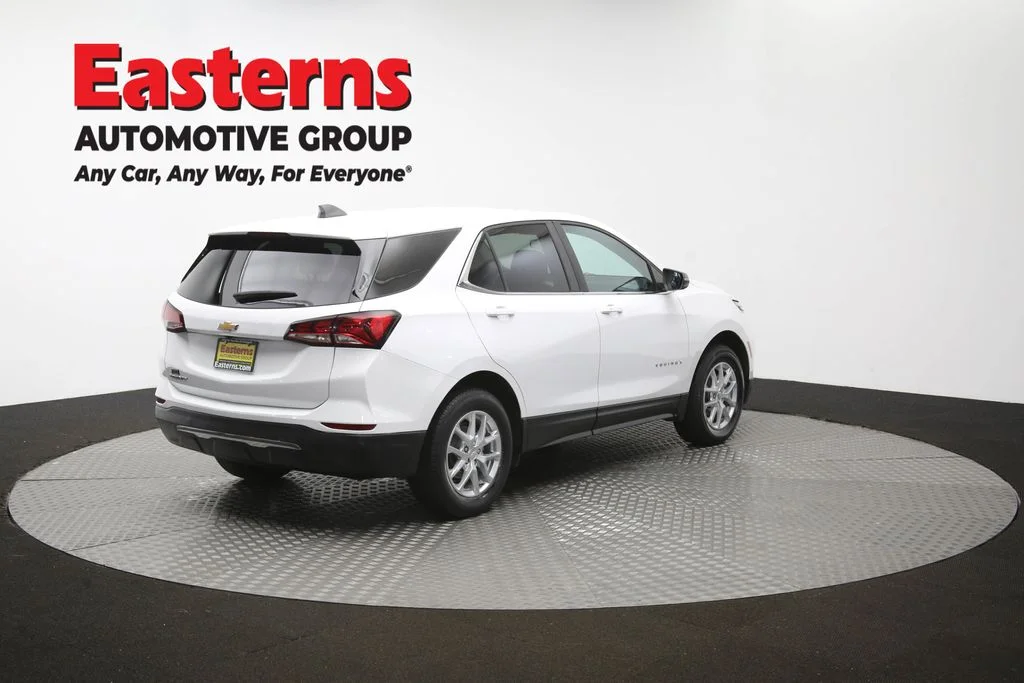Used 2022 White Chevrolet LT image 40
