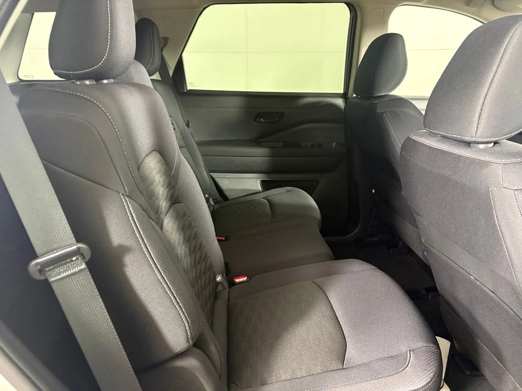 Used 2024 Silver Nissan SV image 17
