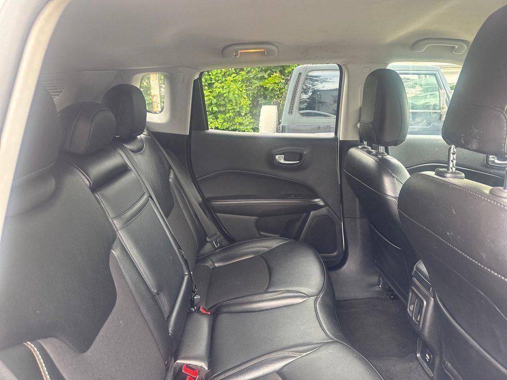 Used 2020 White Jeep Latitude image 18