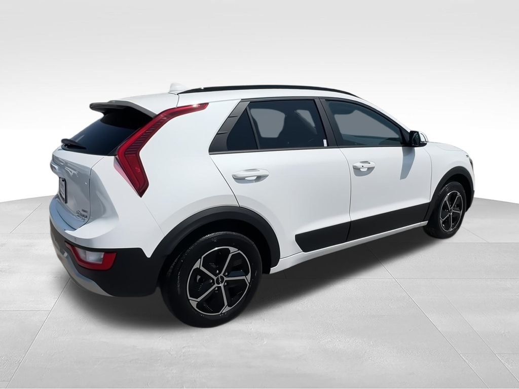 New 2026 White Kia EX image 8