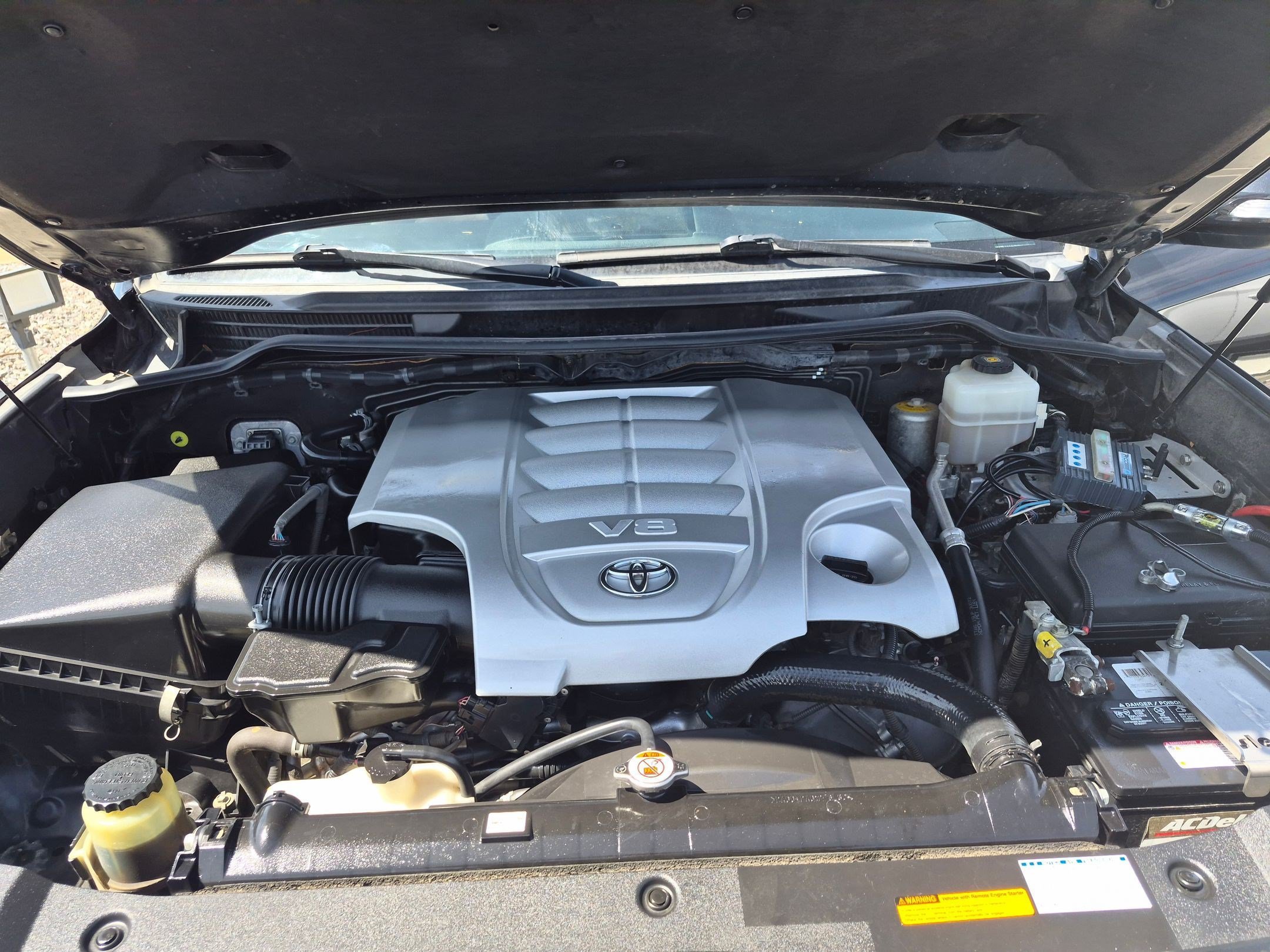 Used 2017 Midnight Black Metallic Toyota Base image 31
