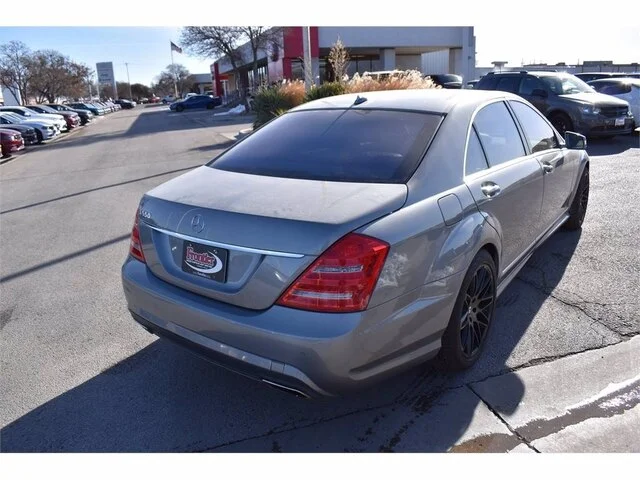 Used 2013 Andorite Gray Mercedes-Benz S 550 image 3