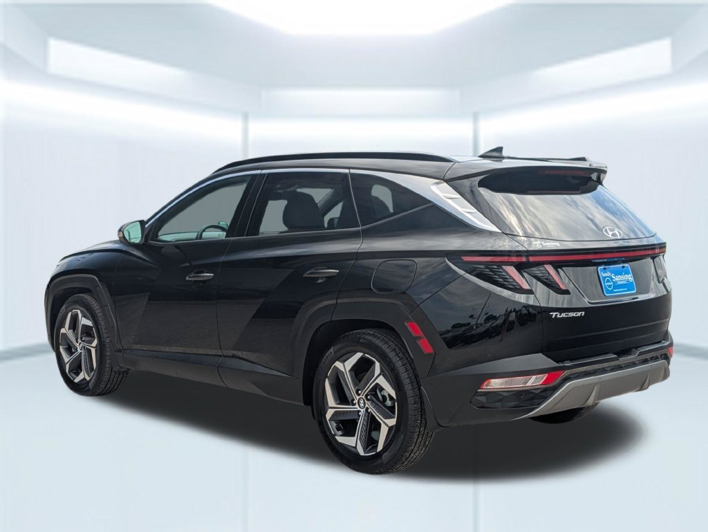 Used 2022 Black Hyundai Limited image 4