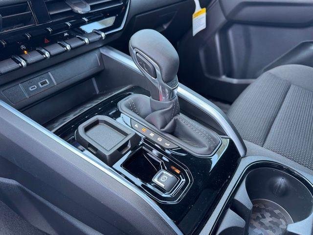 2025 Chevrolet Colorado LT - Photo 19