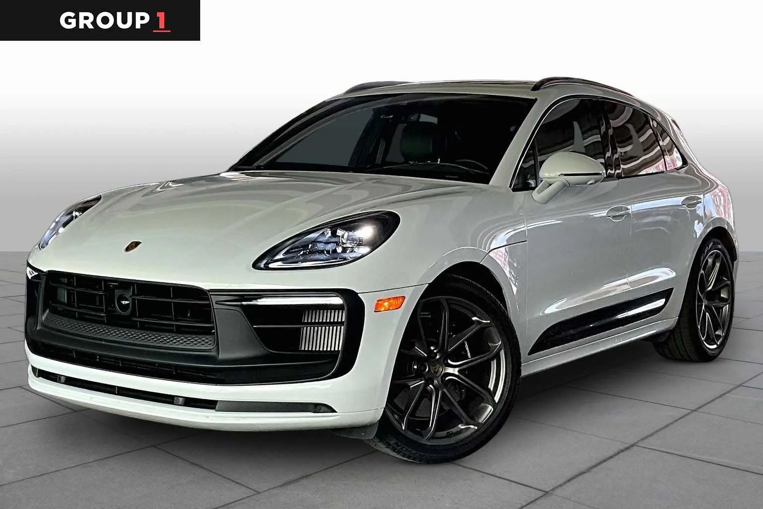 2023 Porsche Macan GTS's photo