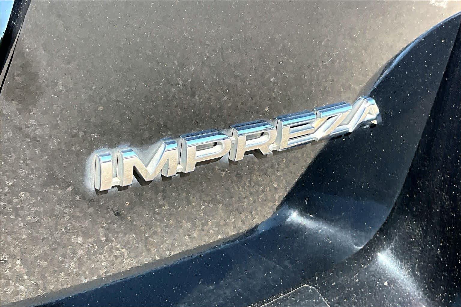 Used 2019 Crystal Black Silica Subaru Premium image 9