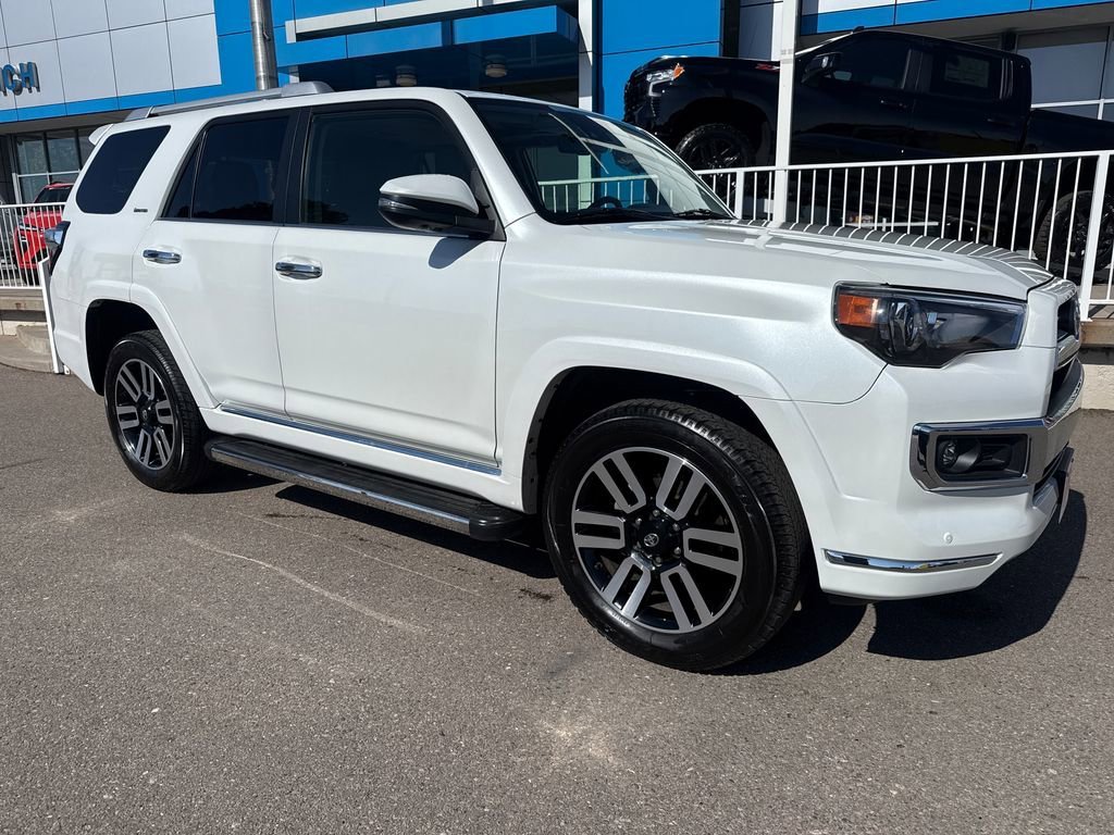 Used 2024  Toyota Limited image 7