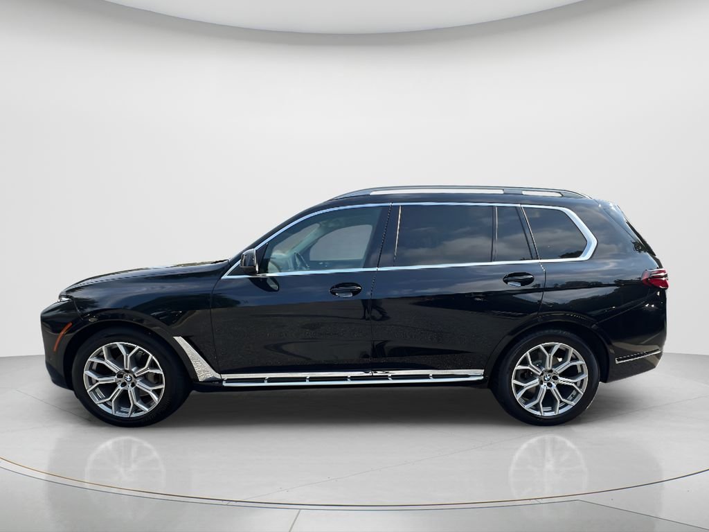 Used 2025 Black BMW xDrive40i image 9