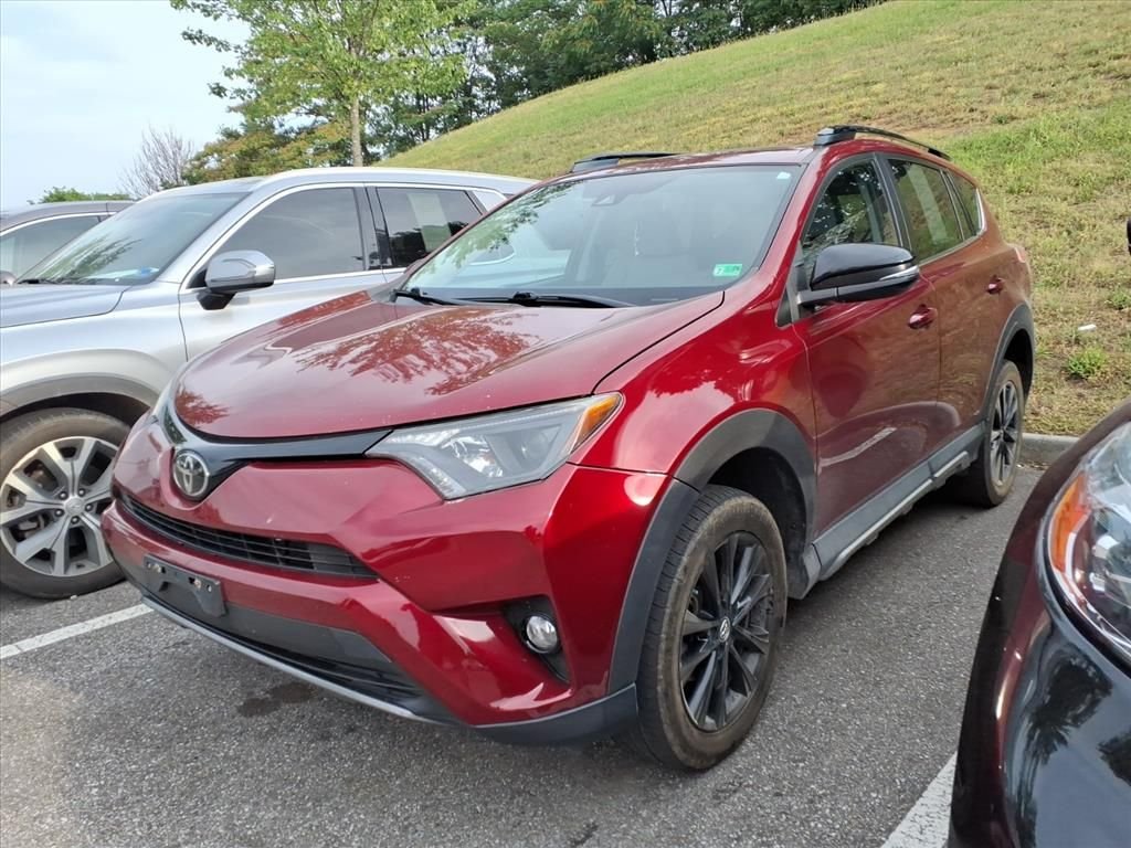 Used 2018 Red Toyota Adventure image 4