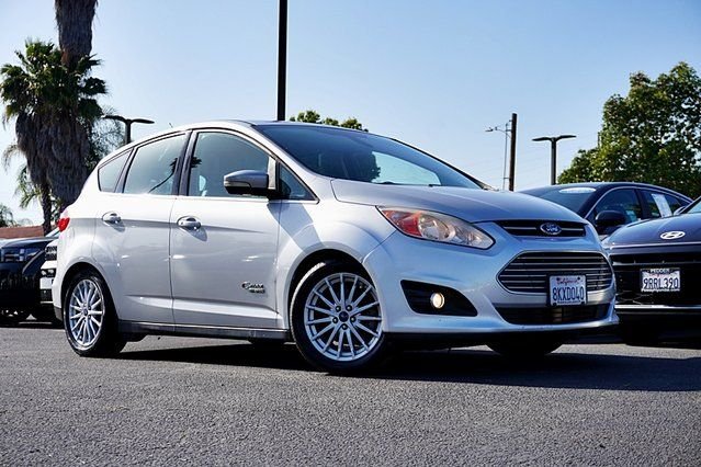Used 2016 Silver Ford SEL image 1