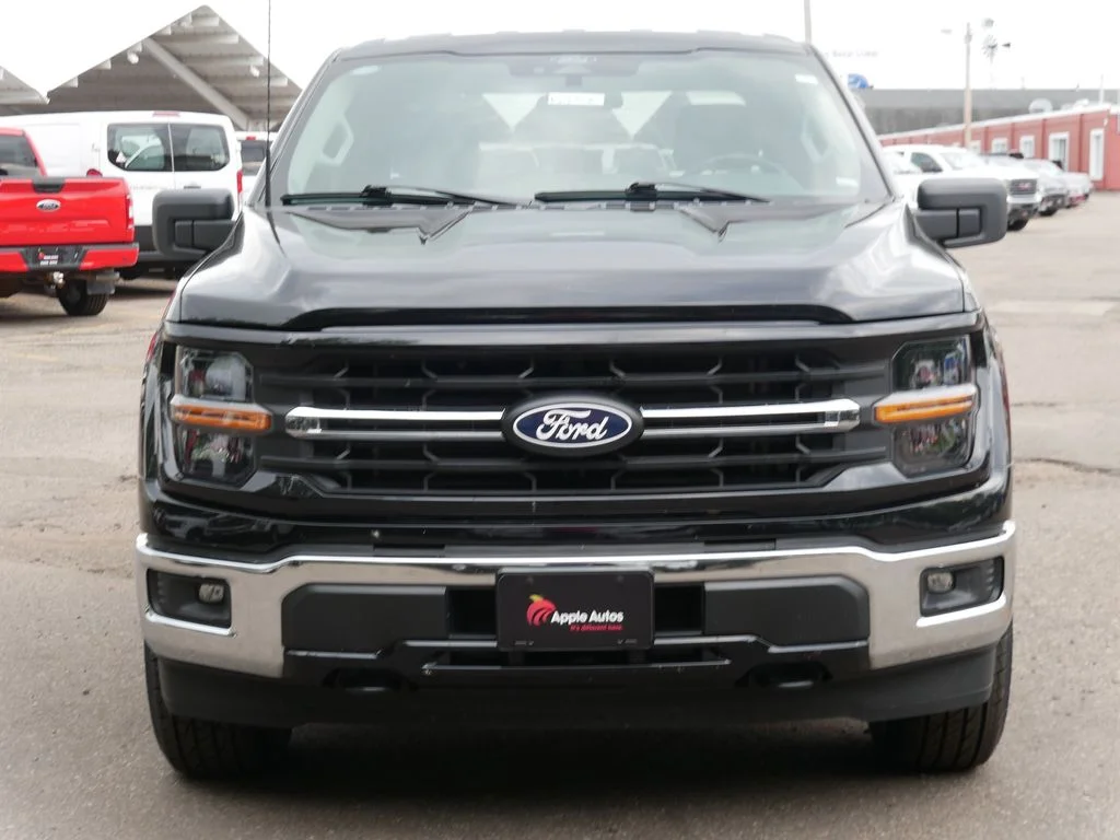 Used 2025 Black Ford XLT image 8