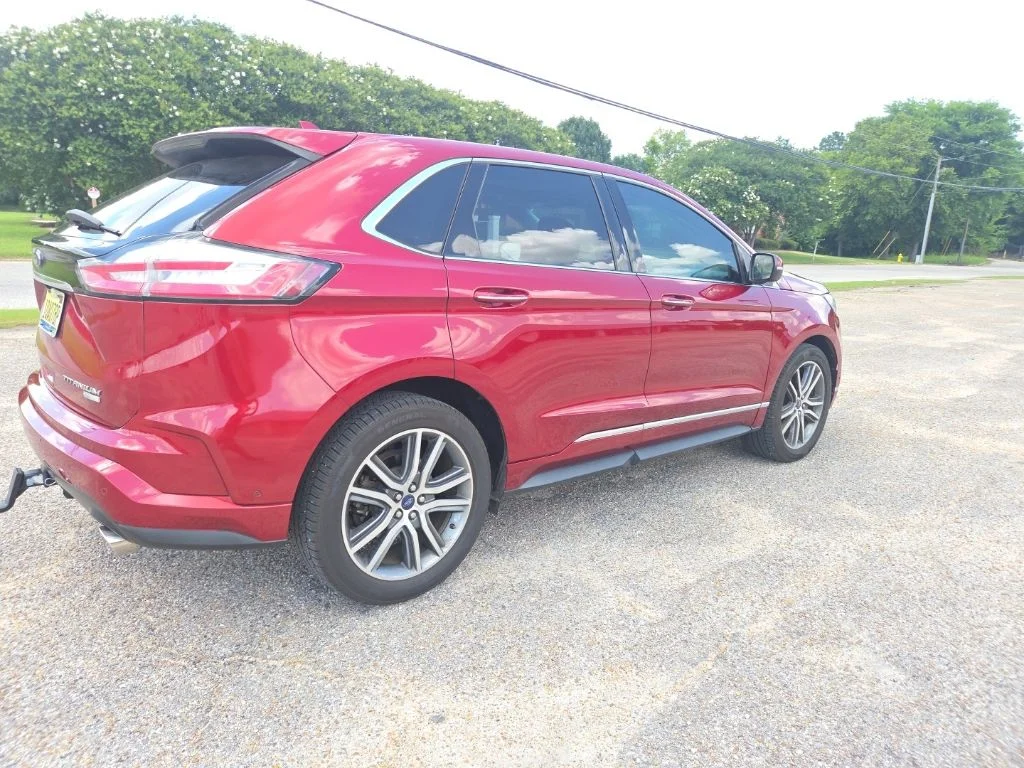 Used 2019 Ruby Red Metallic Ford Titanium image 10