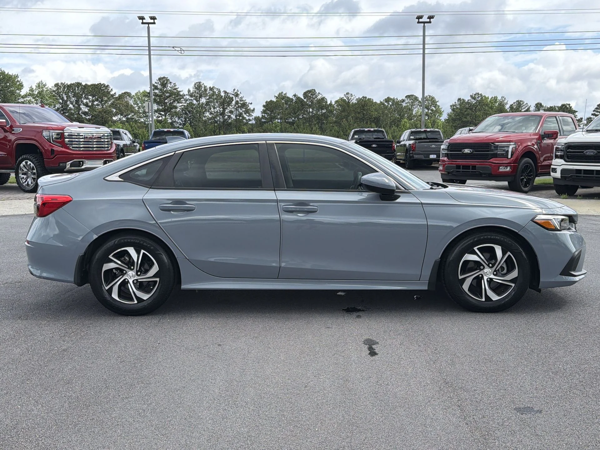 Certified Used 2024 Morning Mist Metallic Honda EX image 27