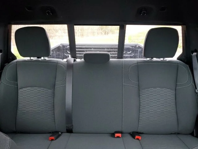 New 2026 Diamond Black Crystal Pearl-Coat Exterior Paint RAM  image 13