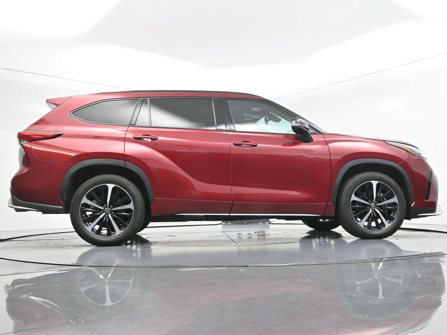 Used 2022 Ruby Flare Pearl Toyota XSE image 54