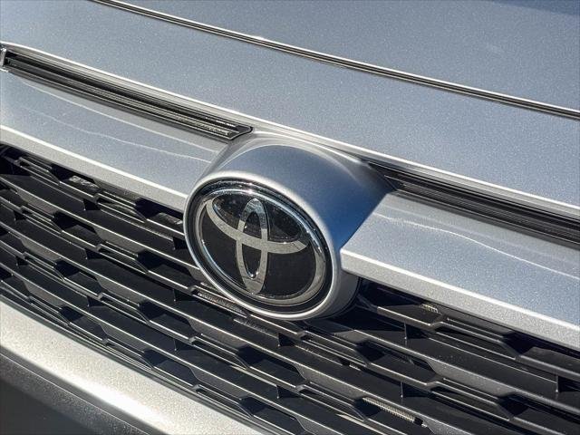 Certified Used 2025 SILVER SKY METALLIC Toyota  image 9